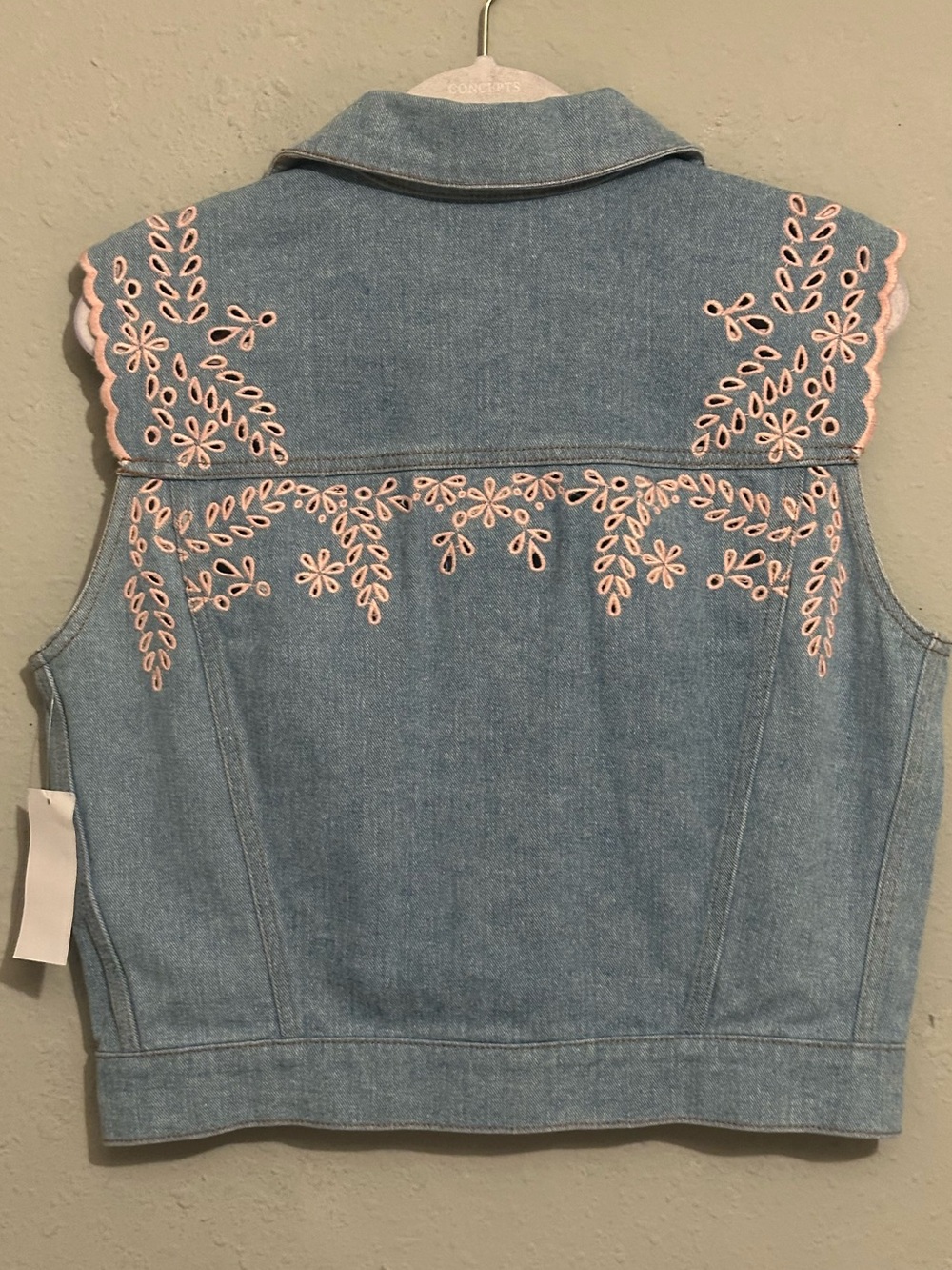 Driftwood Venus Embroidered Denim Vest in Medium Wash NWT - Picture 7 of 12